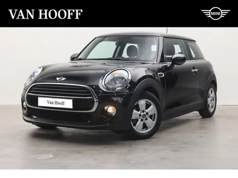 MINI Hatchback Cooper Automaat / Cruise Control / Airconditioning / Multifunctioneel stuurwiel / PDC