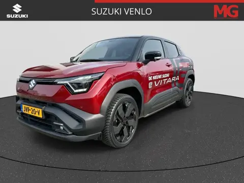 Suzuki e VITARA Style 61 kWh RIJKLAAR | Demo | 360 Camera | Navigatie | Diverse accessoires