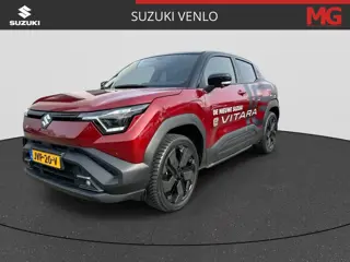 Suzuki e VITARA Style 61 kWh RIJKLAAR | Demo | 360 Camera | Navigatie | Diverse accessoires