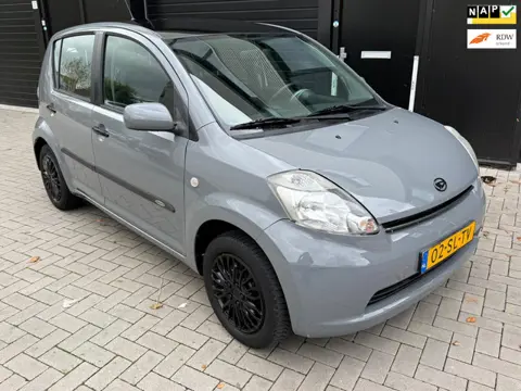 Daihatsu Sirion 2 1.3-16V Comfort - AUTOMAAT - AIRCO - INRUIL MOGELIJK
