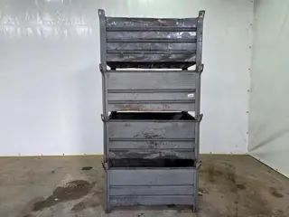 Diversen Stalen stapelbakken Stalen Stapelbakken – Opslagbakken – Industrieel – Stapelbaar – Magazij