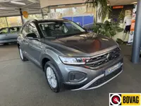 Volkswagen T-Roc 1.5 TSI Life Business Incl. afleveringsbeurt en 12 maanden BOVAG-garantie | Bi-Colo
