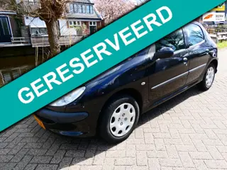 Peugeot 206 1.4 One-line 5-deurs INRUILKOOPJE ZO MEENEMEN