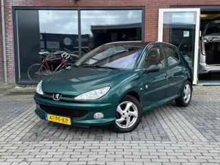 Peugeot 206 1.6-16V Roland Garros | Autm | Pano | Leer | Clima |
