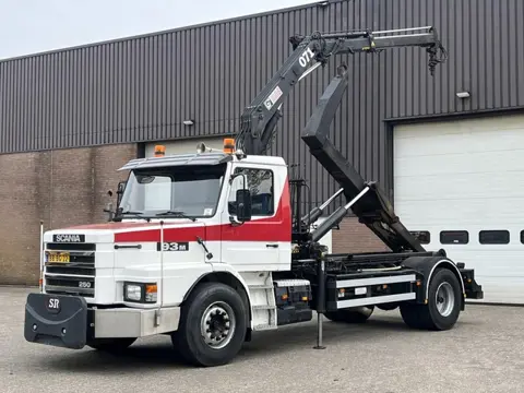 Scania T 93 M - 250 / Manual / Full Steel / Crane / Hooklift / Only 337.879 km / 1st owner / Torpedo