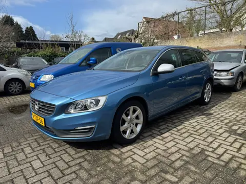 Volvo V60 1.6 D2 Momentum / EXPORTPRIJS EX BPM!