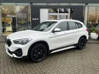 BMW X1 xDrive25e Executive | Pano | Camera | HUD |