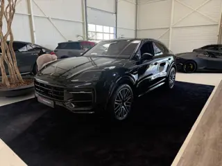 Porsche Cayenne Coupé 3.0 E-Hybrid | Sport Design | 18weg sportstoelen | Leder pakket | Bose | Trekh