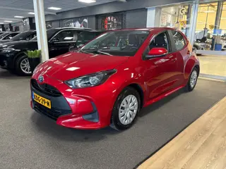 Toyota Yaris 1.5 Hybrid Active / automaat / Navigatie / camera / cruise-control