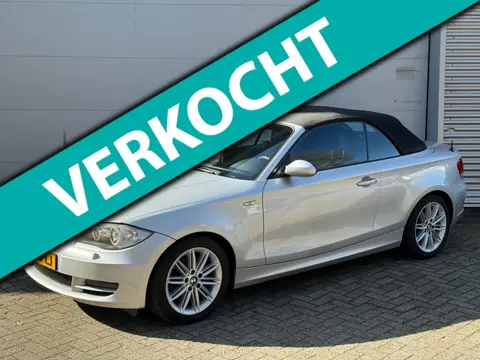 BMW 1-serie Cabrio 118i High Executive l Carplay l Ketting VV l Xenon l Volleder l Volledig Onderhou