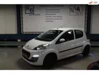 Peugeot 107 1.0 Active / 5 Drs / NW MODEL / AIRCO !