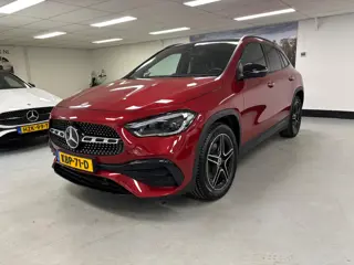 Mercedes-Benz GLA 250 e AMG Line Panorama Keyless Go Camera Led Sfeerverlichting