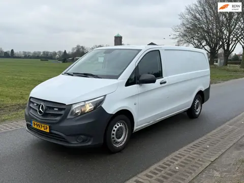 Mercedes-Benz Vito 111 CDI Lang *Schade