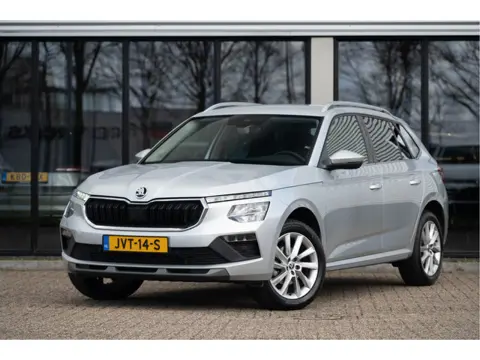 Škoda Kamiq 1.0 TSI Top Selection DSG | 5j. / 100.000km garantie | Navi by App | 17" | Camera | Stoe