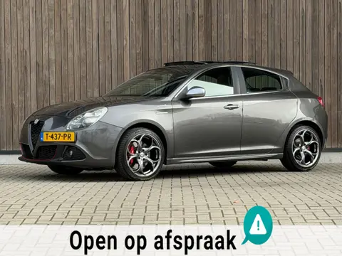 Alfa Romeo Giulietta 1.4 T Limited Edition / Schuifdak /