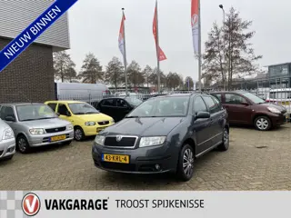 Škoda Fabia Combi 1.2-12V Ambiente,Airco,Cruisecontrol,Bleutooth,Trekhaak,Elektrischpakket,Achteruit