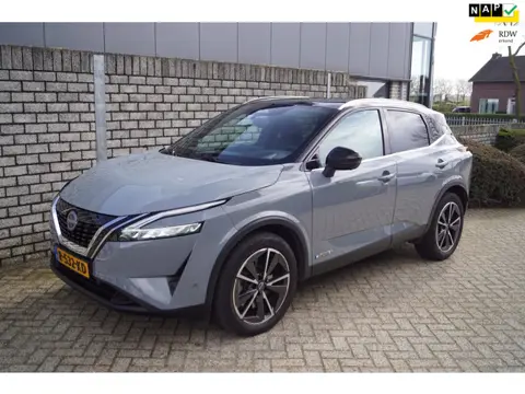 Nissan Qashqai 1.5 e-Power Tekna Plus Autom Panodak Leder Stoel/Stuur Verw Navi Camera Head-Up Clima