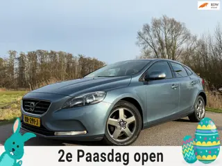 Volvo V40 1.6 D2 Momentum Navi Clima 16" Velgen Trekhaak 6 Versnellingen PDC Cruise Goed Onderhouden