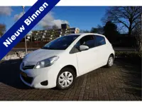 Toyota Yaris 1.0 VVT-i Now AIRCO (bj 2013)