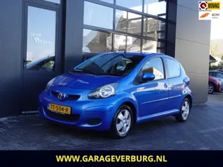 Toyota Aygo 1.0 12V (Airco,Elek.ramen,Lm velgen,Centr.vergrendeling)