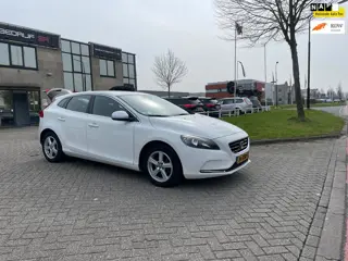 Volvo V40 1.6 D2 Momentum APK! NAP! Airco! 114PK