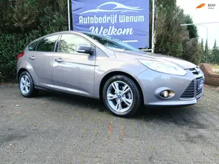 Ford Focus 1.0 EcoBoost Edition Plus, Slechts 49566 km, Climate control, Metallic, enz