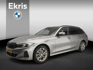 BMW 3 Serie Touring 330e xDrive | LED | Navigatie | Active cruise | Sportstoelen | Trekhaak | Stoelv