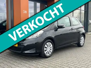 Toyota Yaris 1.3 VVT-i|Bluetooth|Camera|Airco|Trekhaak|NAP