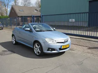 Opel Tigra TwinTop 1.4-16V Cosmo (bj 2005)