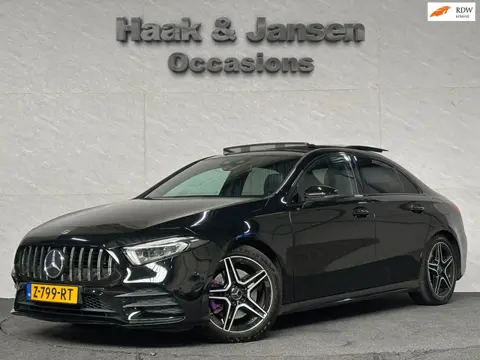 Mercedes-Benz A-klasse 250 e AMG Panoramadak Camera Cruise