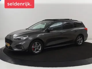 Ford Focus 1.5 EcoBoost ST Line X | Panoramadak | Trekhaak |  Adaptive cruise | Stoelverwarming | Ha