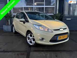 Ford Fiesta 1.6 Ghia Sport Airco Stoelverwarming! Inruil mogelijk!