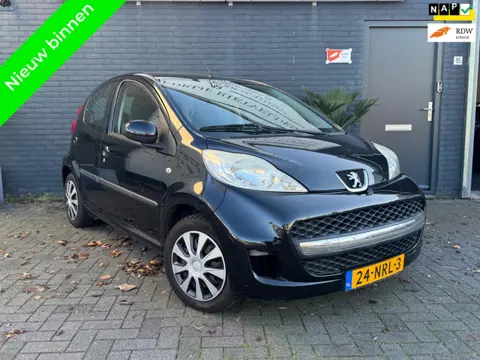 Peugeot 107 1.0-12V XS Airco 5drs NAP! Inruil mogelijk!