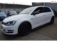 Volkswagen Golf 1.2 TSI Trendline hele mooie vw golf parkeersensoren r-line disign heel veel verande