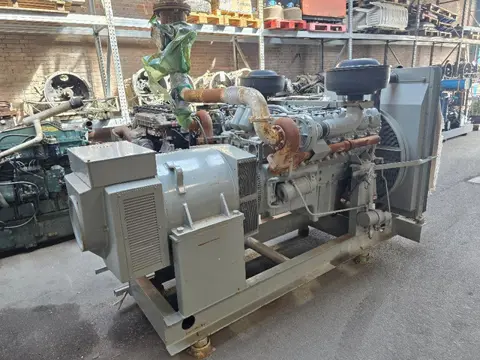 Mercedes-Benz OM404A