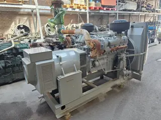 Mercedes-Benz OM404A