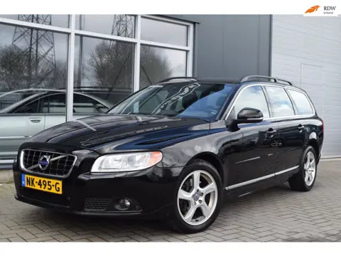Volvo V70 2.0 D4 Summum | Automaat | Xenon | APK 12-2026