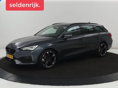 Cupra Leon 1.4 e-Hybrid | Stoelverwarming | Adaptive cruise |  Camera | Half leder | Navigatie | Key