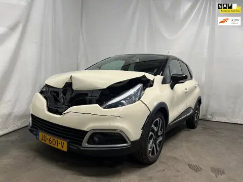 Renault Captur 0.9 TCe Dynamique SCHADEAUTO!!