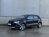 Volkswagen Polo 1.2 TSI Cross Xenon LM velgen Half leder
