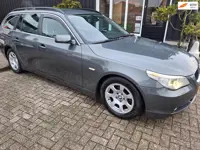 BMW 5-serie Touring 523i High Executive ** handgeschakeld**