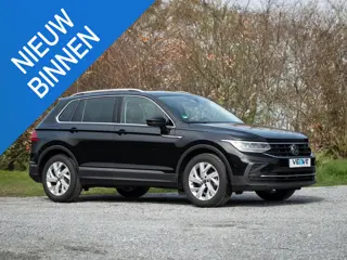 Volkswagen Tiguan 1.5 TSI Elegance // winter pakket // PDC // ACC