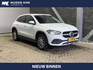 Mercedes-Benz GLA-klasse 180 Business Solution | Aut | Stoelverwarming | Getint Glas | Camera | Crui