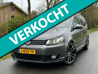 Volkswagen Touran 2.0 TDI Highline R-Line |7-Persoons + Pano + DSG + Led + Navi + Cruise Nu € 9.975,
