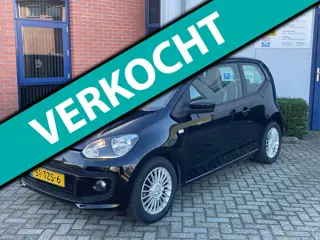 Volkswagen Up! 1.0 high up! BlueMotion | Orgineel NL-auto | Pdc achter | Navigatie