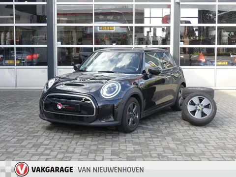 Mini Mini Electric Yours 33 kWh *t/m 10de bouwjaar garantie!