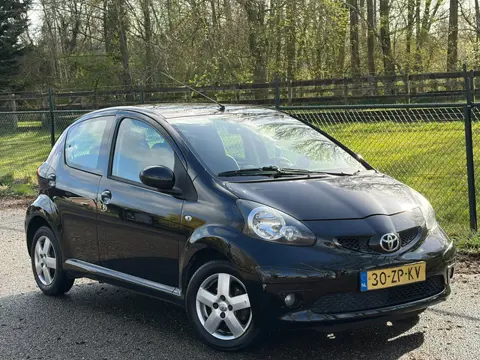 Toyota Aygo 1.0-12V Sport /Automaat/Carplay/Camera/Airco