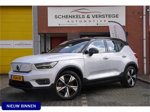 Volvo XC40 Recharge P8 AWD R-Design / 93,3 SOH / Trekhaak / Sportstoel / Auto Pilot / Stuur - Stoel 