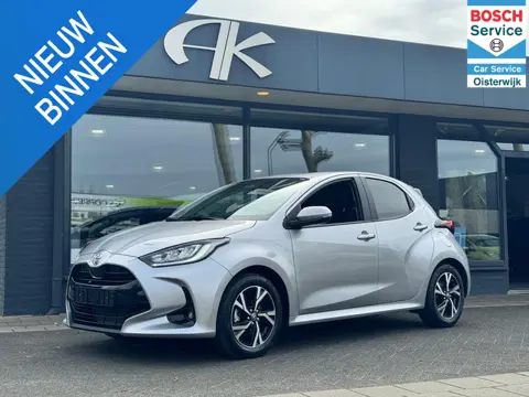 Toyota Yaris 1.5 Hybrid 115 Business