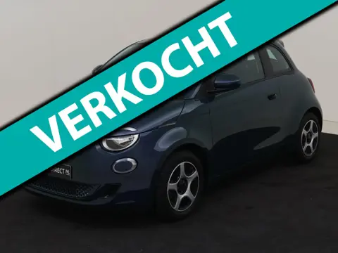 Fiat 500 Action 24 kWh AppleCarPLay/Airco/Rijklaar!